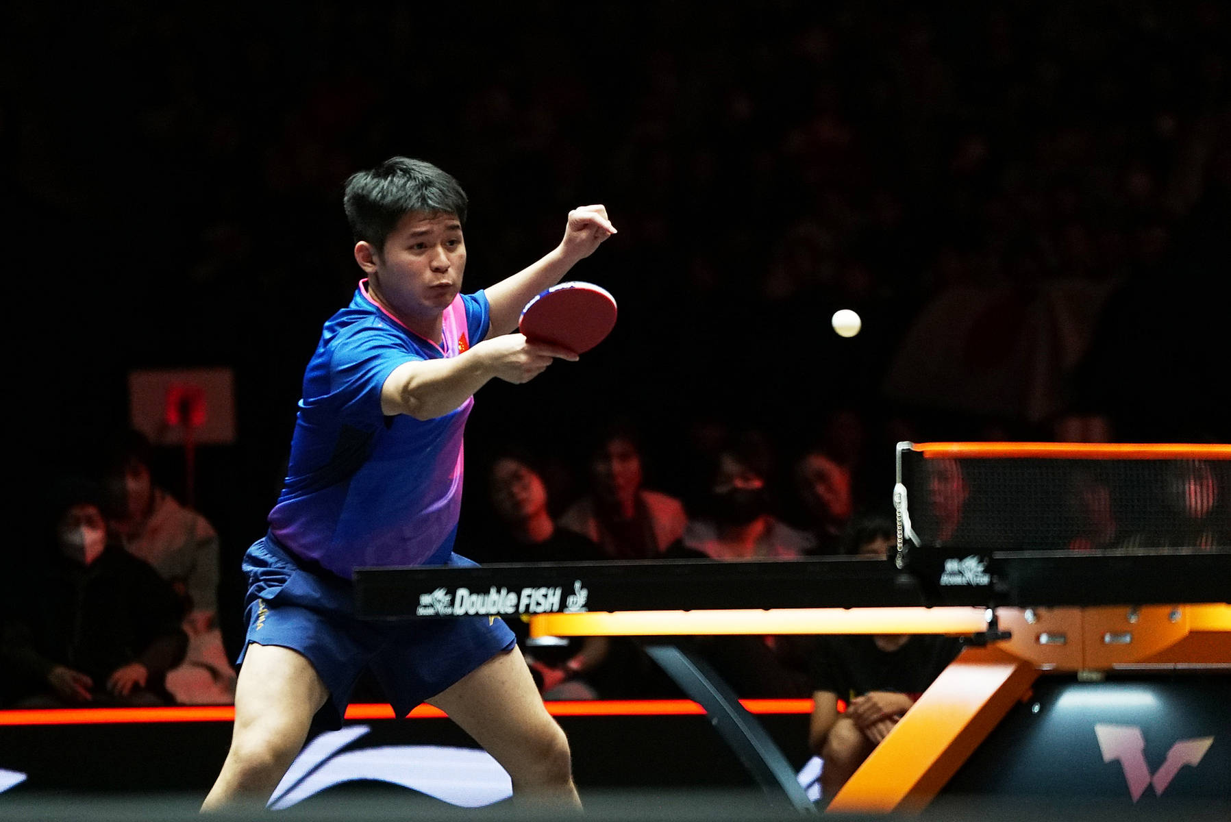 X在中场接 X在中场接